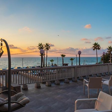 Hermitage Hotel Bat Yam Bagian luar foto